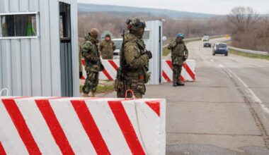 Krievijas karavīri kontroles punktā Piedņestrā