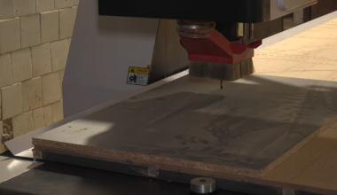 Uzņēmējs Dagdā atjauno un kartē novārtā pamestus krucifiksus / Raksts