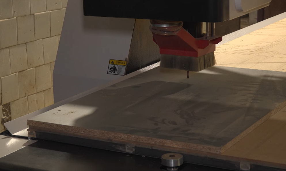 Uzņēmējs Dagdā atjauno un kartē novārtā pamestus krucifiksus / Raksts