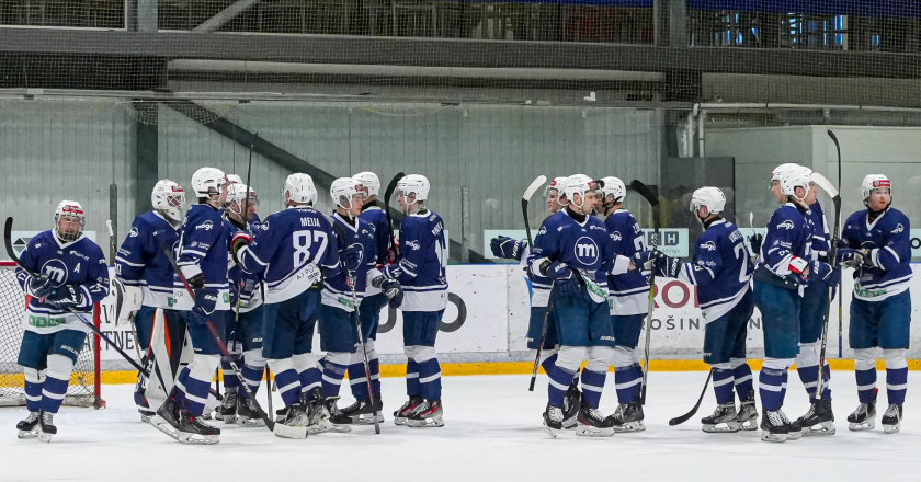 «Mogo»/RSU hokejisti ar zaudējumu sāk IIHF Kontinentālā kausa finālturnīru / Raksts