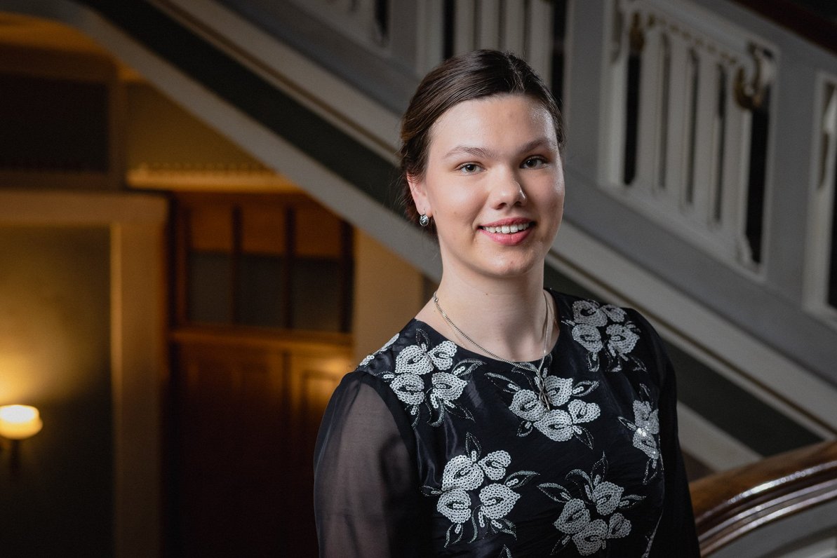 Jeļena Jasjuļaņeca