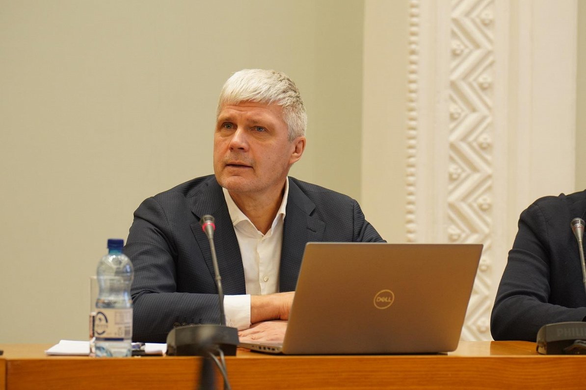 Zemes dienests neatsauks pārbaudi Rēzeknes mēra Bartaševiča sievas firmas īpašumā / Raksts