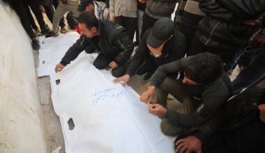 Izraēlas uzbrukumā Gazai nogalināti vismaz 30 cilvēki