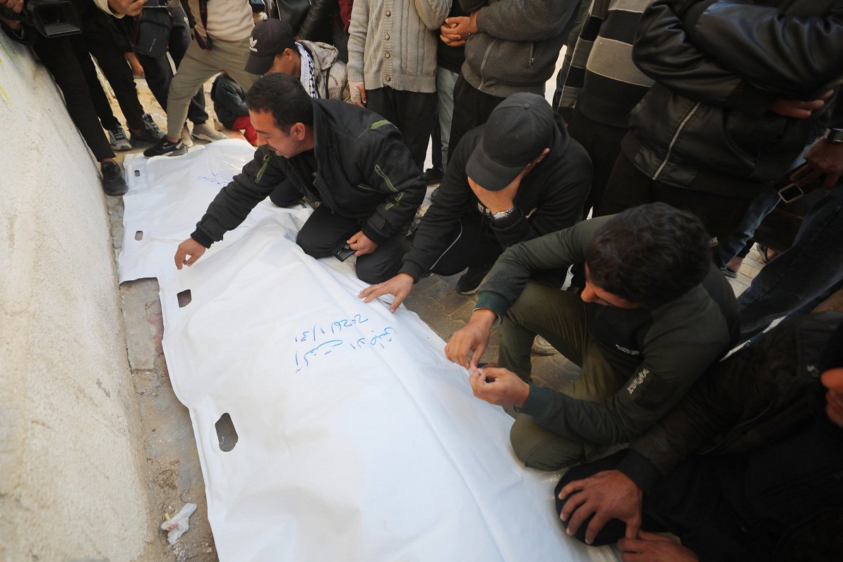 Izraēlas uzbrukumā Gazai nogalināti vismaz 30 cilvēki