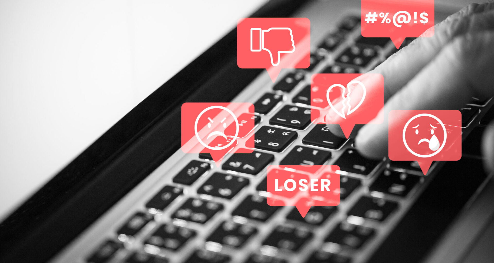 Parīzes tiesa atzīst desmit personas par vainīgām Francijas prezidenta sievas nomelnošanā internetā -