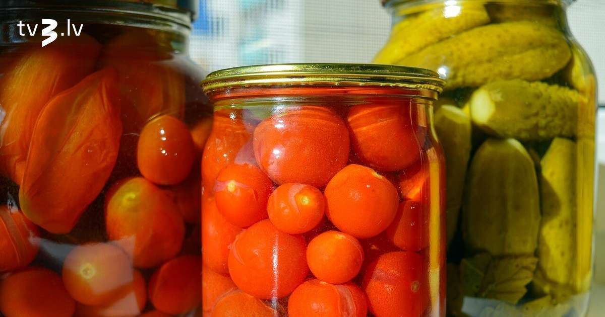 PVD brīdina! Polijā ražotos marinētos tomātos ar sīpoliem ir svešķermeņi