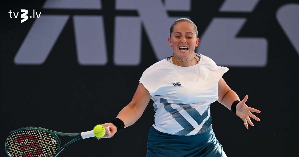 Ostapenko “Australian Open” izlozē tiek pie Šramkovas, Semeņistajai spēle ar Noskovu