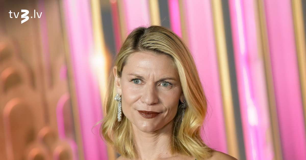 “Man bija kauns.” Klēra Denisa par neplānoto grūtniecību 44 gadu vecumā