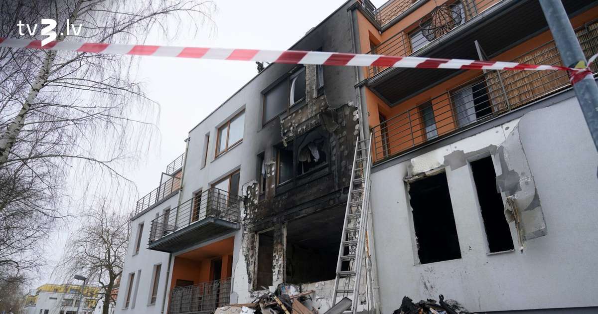 Pēc Ķekavas traģiskā ugunsgrēka vērtē ēkas drošību, policija sāk kriminālprocesu