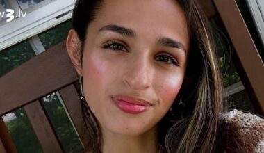 Šova zvaigzne Džeza zaudējusi 46 kilogramus liekā svara! Transseksuālā skaistule to nosvin ar foto vanniņā