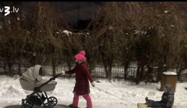 “Laimīga, priecīga un nogurusi.” Ieva Sutugova dalās sajūtās par otrā bērniņa ienākšanu ģimenē