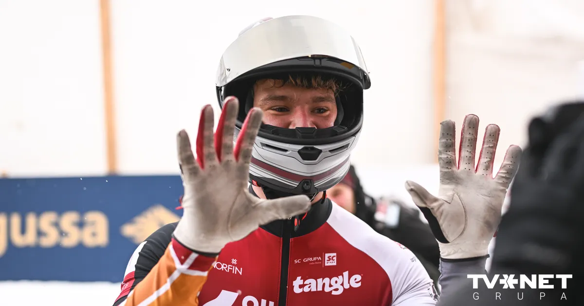 Bobsleja pilota Grantiņa ekipāža treniņbraucienā olimpiskajā trasē piedzīvojusi kritienu