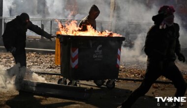 VIDEO ⟩ Turīnā kreiso ekstrēmistu sadursmēs ar policiju ievainoti vairāk nekā 100 policisti