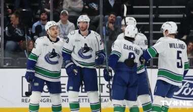 Bļugers turpina priecēt ar rezultatīvu sniegumu NHL vājākajā komandā