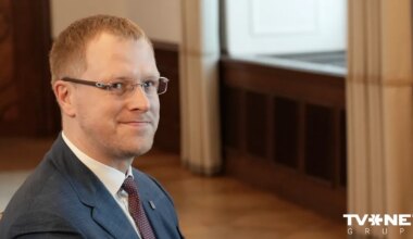 Elksniņš joprojām neatklāj, vai saņēmis pielaidi valsts noslēpumam