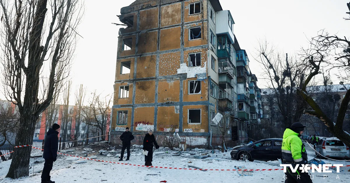 Kijivā dronu triecienā cietuši daudzstāvu nami