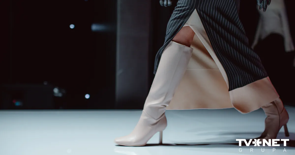 Daudzas jaunietes labprāt gāja uz klubiem ar vīriešiem, ja viņām izmaksāja dzērienus, jo pašām nebija naudas." Ieva par modeļu biznesa aizkulisēm