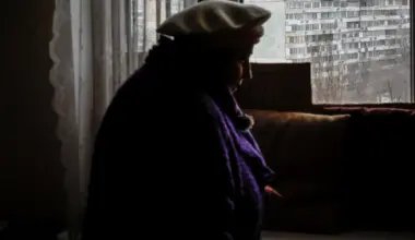 Ukrainā tūkstošiem ģimeņu palikušas bez apkures -25 grādu salā - Jauns.lv