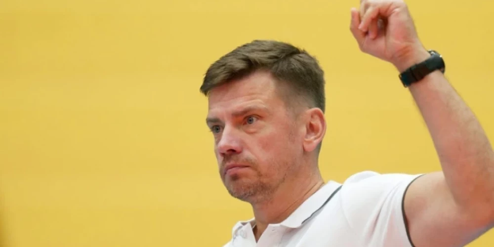 Jaunais Latvijas volejbola izlases treneris Uģis Krastiņš skaidro, kam pievērsīs lielāko uzmanību