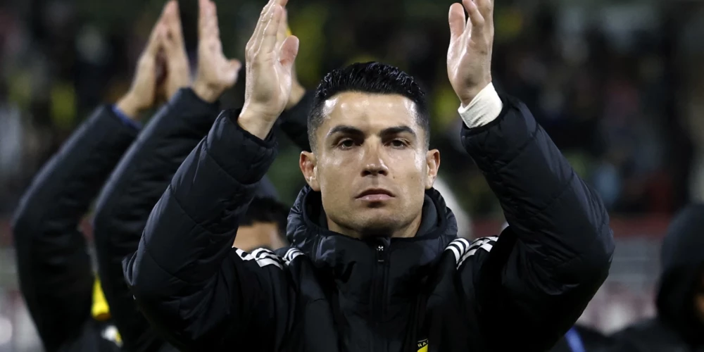 Krištianu Ronaldu, kurš pelna pusmiljonu dienā, protestē pret kluba īpašniekiem - Jauns.lv