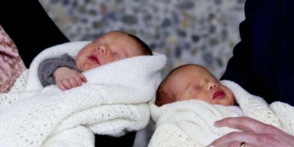 Janvārī Rīgā pasaulē nākuši veseli 11 dvīņu pāri