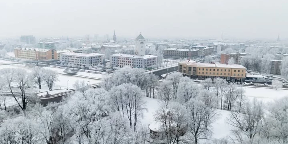Jelgava cīnās ar stiprā sala sekām