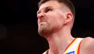 Negaidīts pavērsiens izjauc ilgi gaidīto Porziņģa atgriešanos laukumā - Jauns.lv