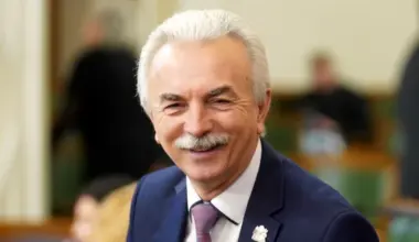 Saeimas komisijas vadītājs Kūtris komentē PMLP vēlmi Latvijā dzimušajam un uzaugušajam zemessargam Oboznijam atņemt Latvijas pilsonību