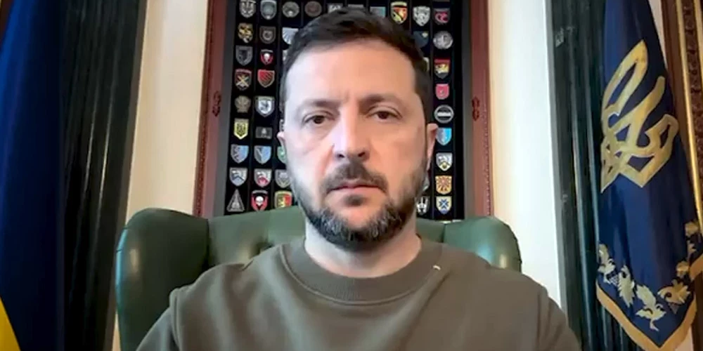 Zelenskis paziņo, ka nebaidās no Kremļa: "Krievija jau vairākas reizes ir mēģinājusi mani likvidēt" - Jauns.lv