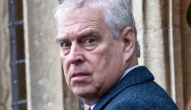 Nopludināts e-pasts liecina, ka Endrū Mauntbatens-Vindzors vēlējies kļūt par Džefrija Epstīna "mājdzīvnieku"