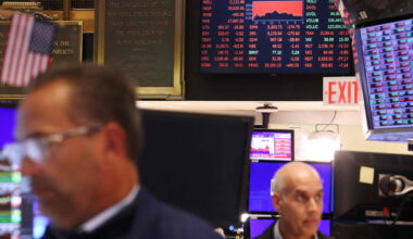 Straujš ASV dolāra vērtības kritums Latvijas uzņēmumiem jāuztver kā būtisks riska signāls