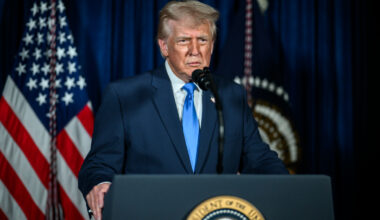 ASV atsāk valdības darbu