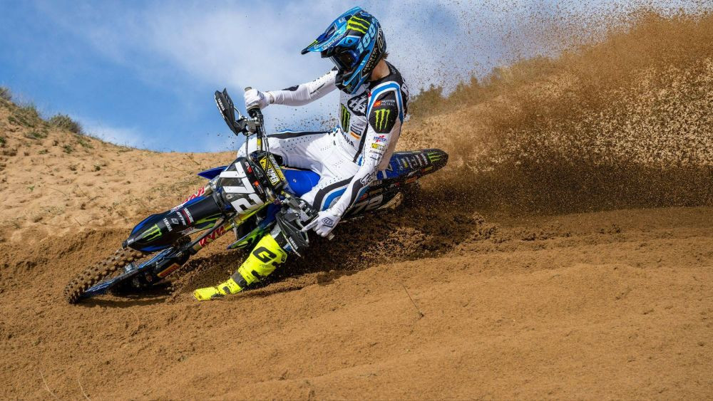 Jānis Reišulis Itālijā cīnās par uzvaru, bet piedzīvo kritienus – Motoru sports – Sportacentrs.com