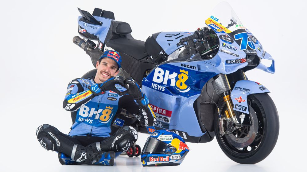 Jaunās sezonas tēlu prezentē "MotoGP" vicečempiona Aleksa Markesa komanda – Motoru sports – Sportacentrs.com