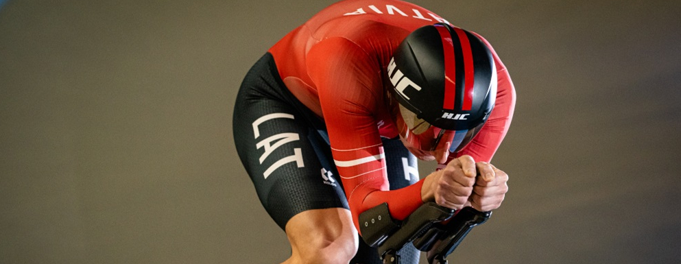 Korņilovs Eiropas čempionātā trekā labo Latvijas rekordu četru kilometru iedzīšanā / Diena