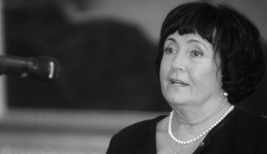 Mirusi kādreizējā diplomāte Odiņa / Diena