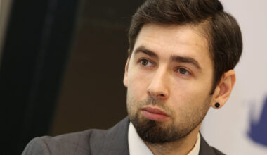 Pēc ASV, Ukrainas un Krievijas miera sarunām Abū Dabī ticamākais scenārijs ir konflikta pakāpeniska iesaldēšana / Diena