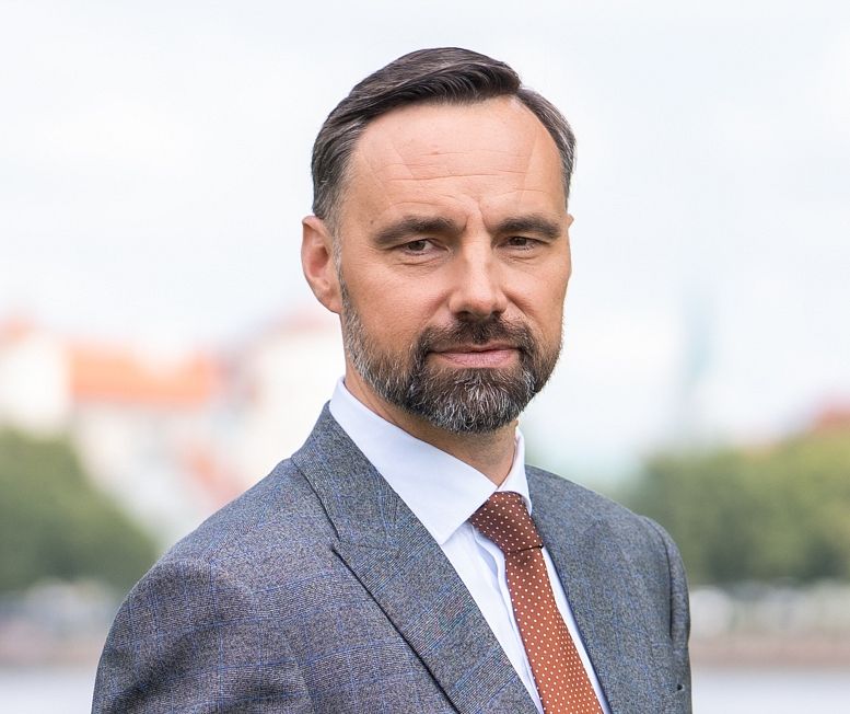 FNA padomi arī turpmāk vadīs Lauris Mencis :: Dienas Bizness