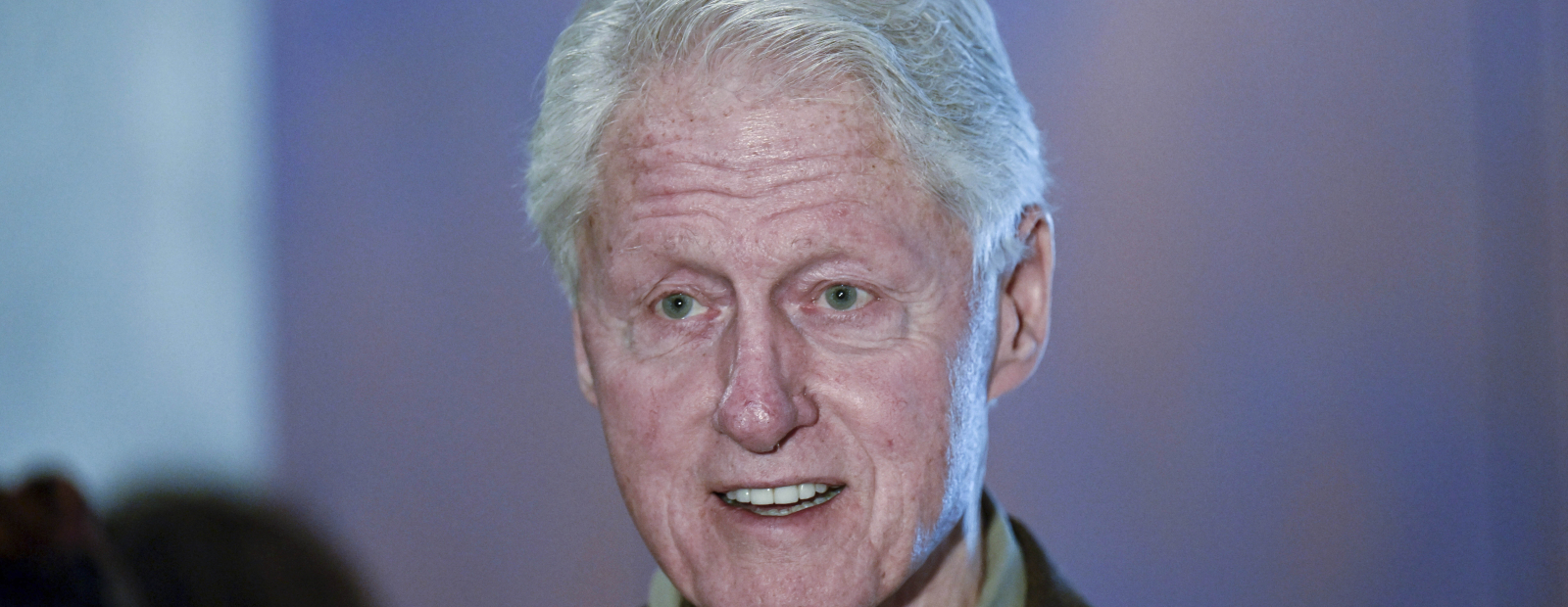 Bils un Hilarija Klintoni liecinās Epstīna lietas izmeklēšanā ASV Pārstāvju palātā / Diena