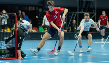 Itāļi nosargā uzvaru, igauņi pabija vadībā pret čehiem – Florbols – Sportacentrs.com