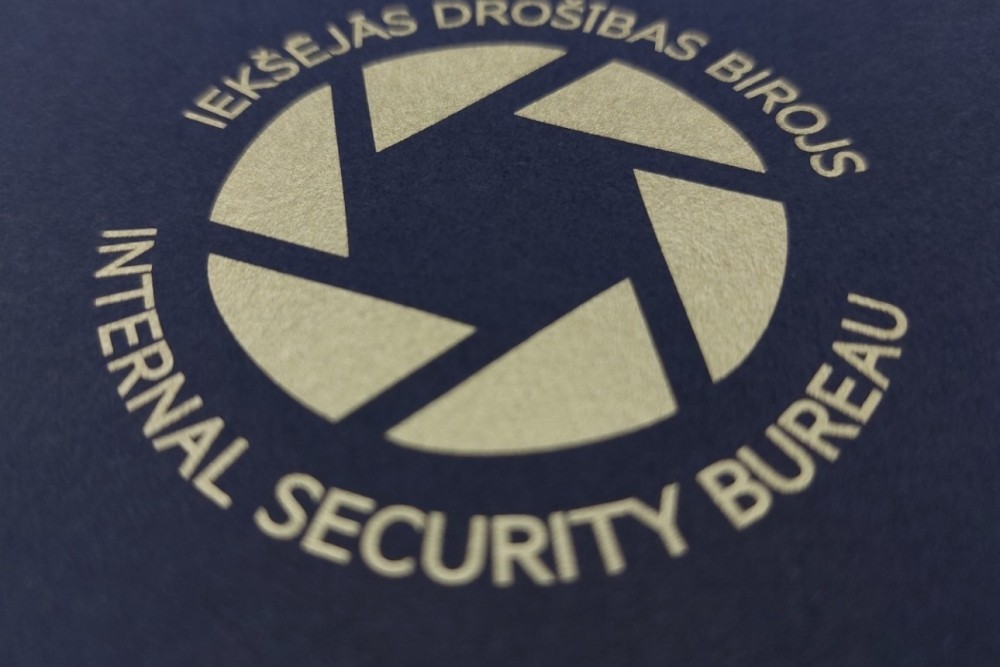 IDB aizdomās par noziedzīgu nodarījumu izdarīšanu aizturējis piecas Valsts policijas amatpersonas