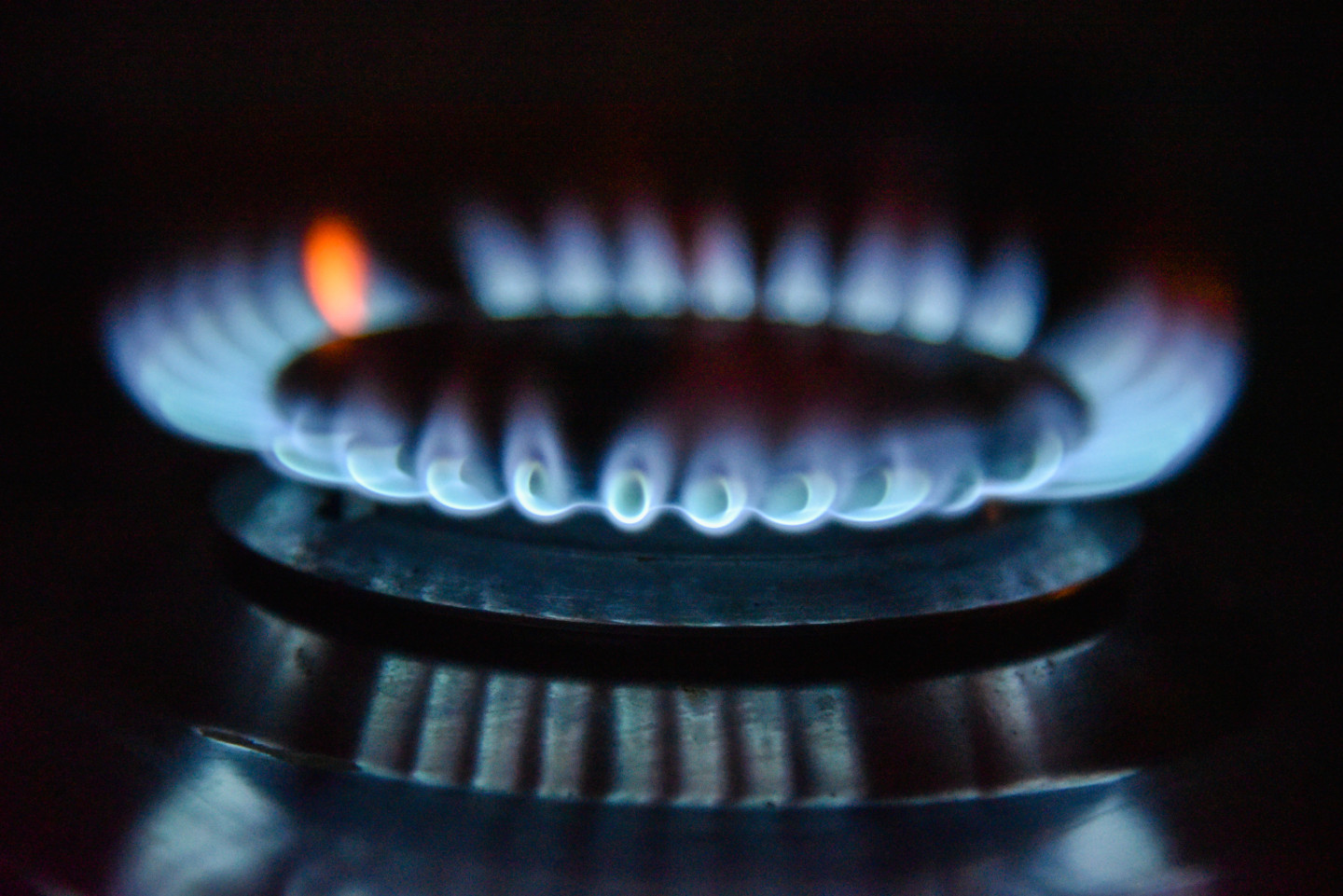 Rīgā sprādziens virtuvē: iedzīvotājs vaino "Gaso"