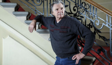 Lapčenoks atklāj Paula īsto dabu ārpus skatuves