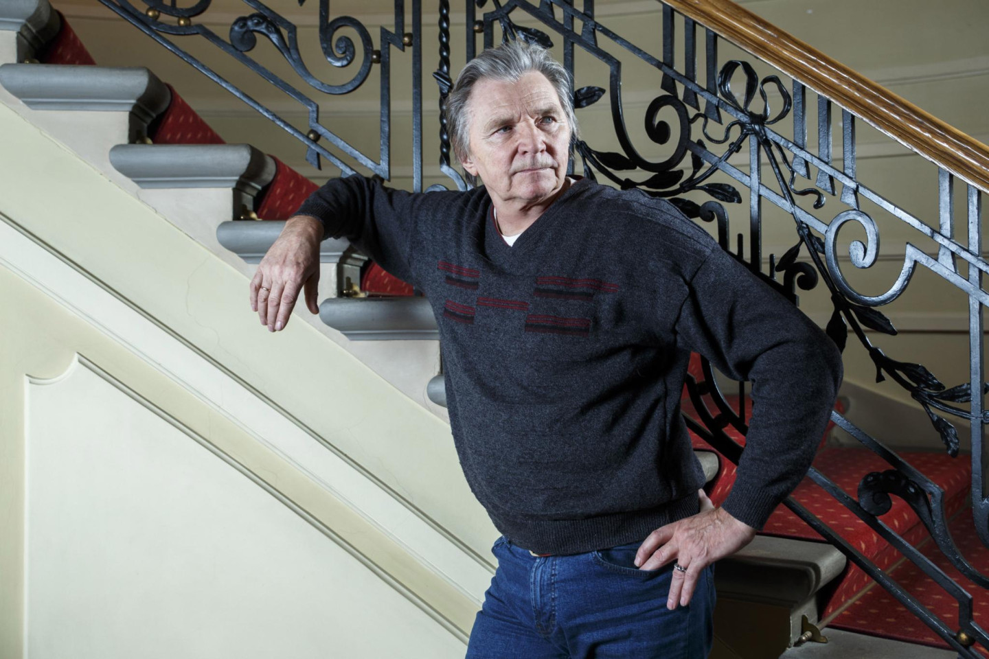 Lapčenoks atklāj Paula īsto dabu ārpus skatuves