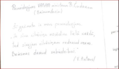 Helmanis Čudaram paskaidrojuma vietā nosūta grāmatu