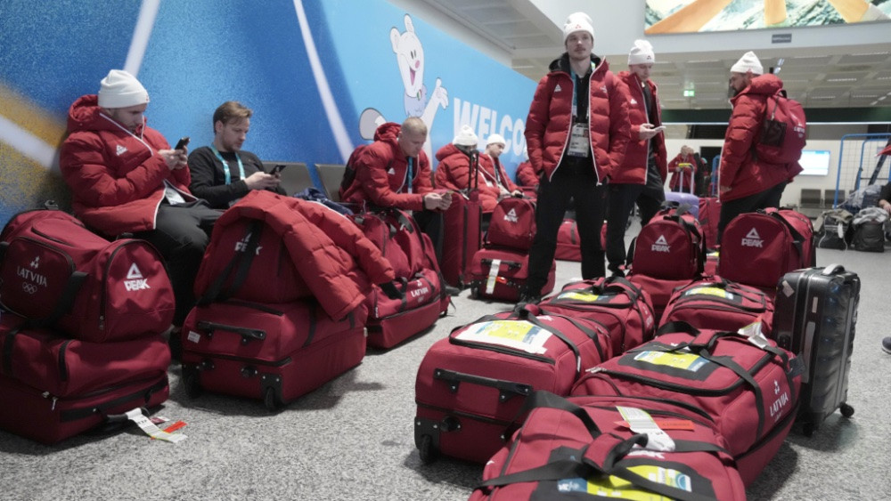 Apmaldījies ekipējums… Latvijas izlases pirmais treniņš Milānā aizkavējas – Olimpiskās spēles 2026 – Sportacentrs.com