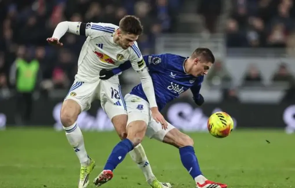 Futbola transfēru tirgū uzstādīts jauns rekords: klubi iztērējuši vairāk nekā 13 miljardus dolāru