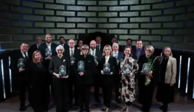 Latvijas Universitātē pasniegtas pirmās Izcilības balvas