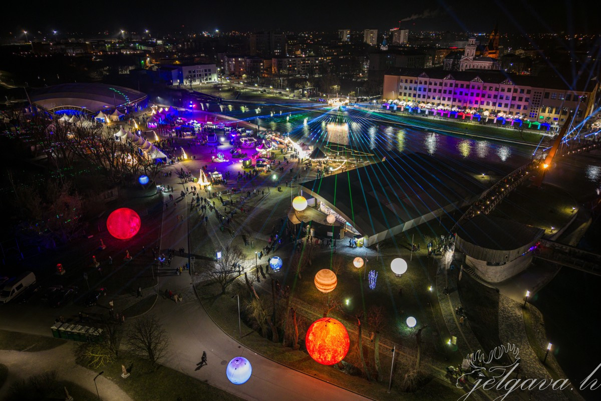 Ņem vērā, dodoties uz ledus skulptūru festivālu!