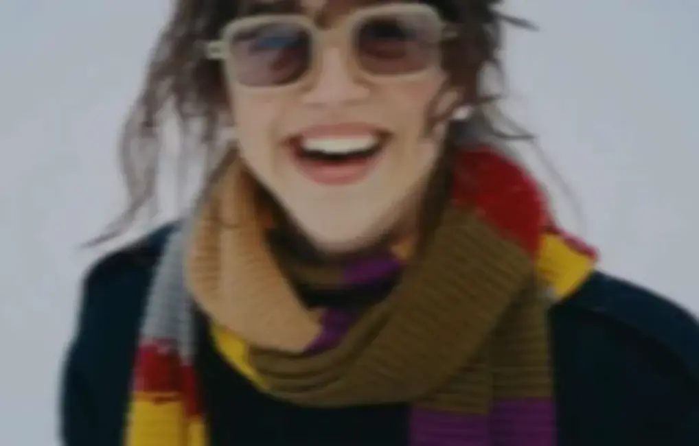 Mūziķe Amanda Lapa klausītājus priecē ar jaunu popmūzikas singlu “Tagad mierīgi, varbūt pat labi”